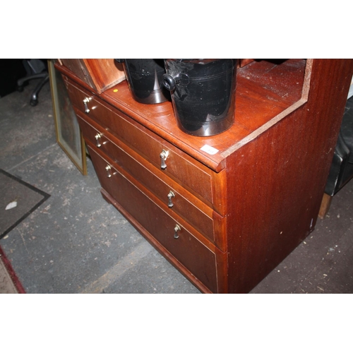 843 - MAHOGANY CHEST OF DRAWERS