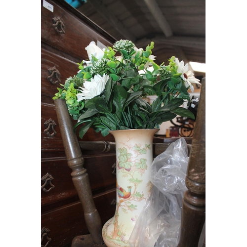 896 - SILK WHITE FLOWERS IN A VASE