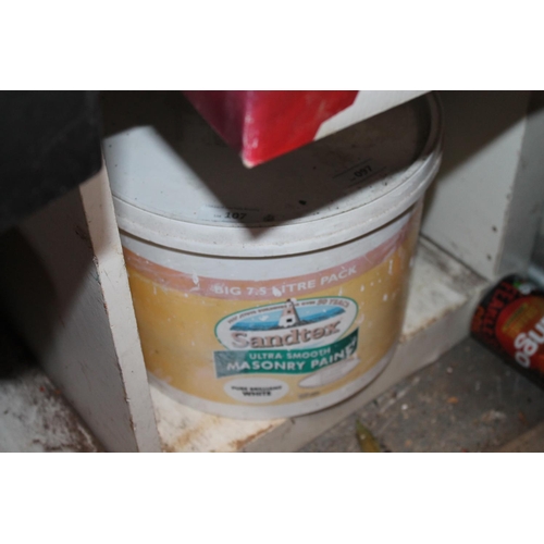 97 - TUB OF USED SANDTEX, WHITE