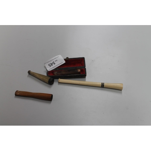 545 - 4 X COLLECTABLE CHEROOT HOLDERS, INCLUDING 1 X 9CT GOLD