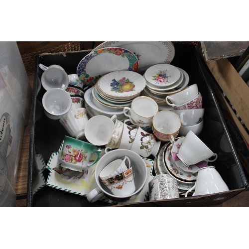 860 - LARGE SELECTION OF MIXED CHINA. CUPS, PLATES AND SAUCERS