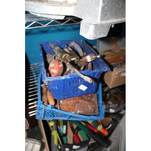 31 - 2 X BASKETS CONTAINING VINTAGE TOOLS, SMALL GREASE GUN, HINGES ETC