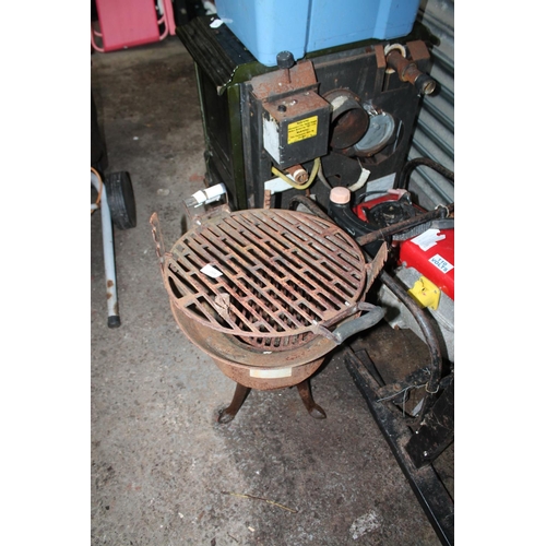 4 - SMALL CAST IRON GARDEN BBQ