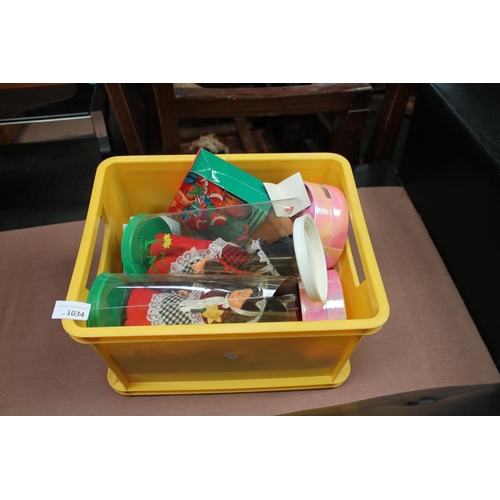 1034 - BOX OF SOUVENIR DOLLS