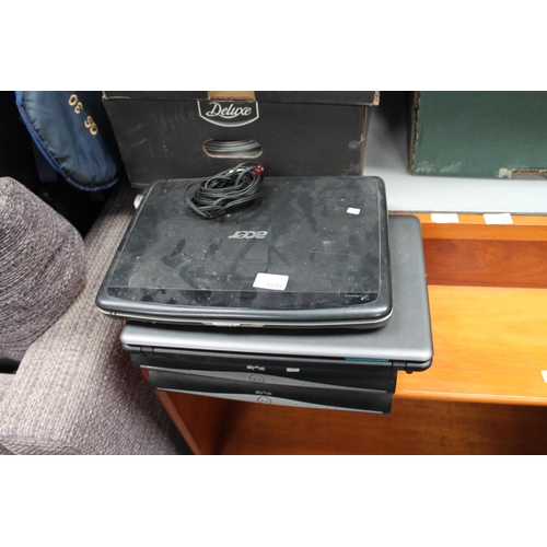 1039 - 2 X LAPTOPS AND 2 X SKY BOXES (AF)