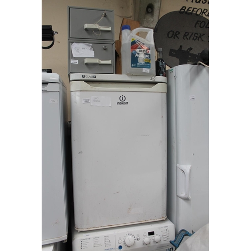 1059 - INDESIT FREEZER