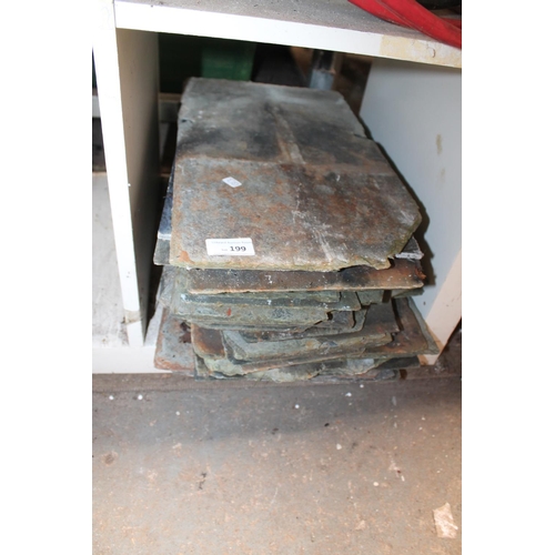 199 - LARGE BUNDLE OF ROOFING SLATE