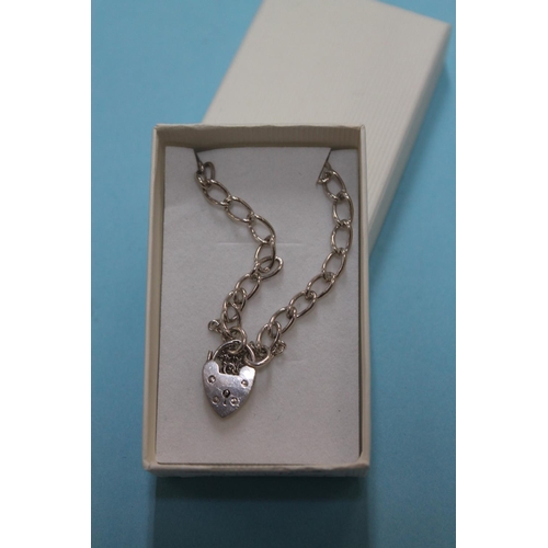 411 - 925 SILVER PADLOCK BRACELET