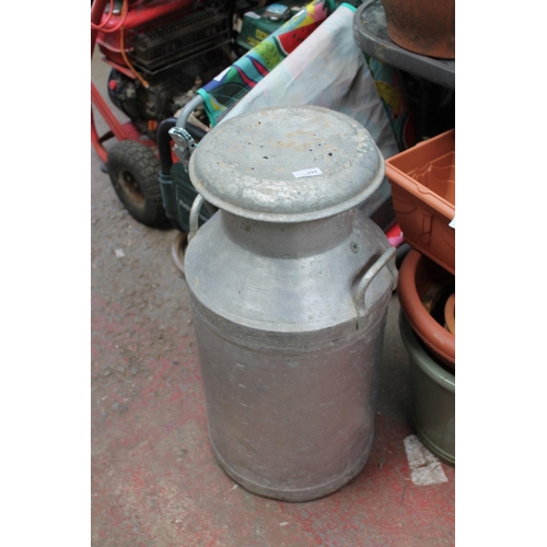 211 - ALUMINIUM UNIGATE CREAMERS LTD MILK CHURN OF TORRINGTON WITH LID