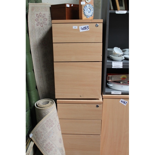 642 - PAIR OF 3 DRAWER BEECH EFFECT FILING CABINETS