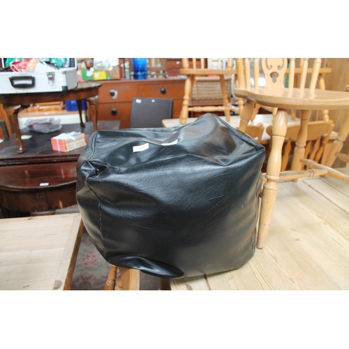 757 - BLACK FAUX LEATHER POUFE