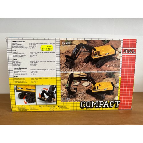 16 - JOAL VOLVO EC 850 EXCAVATOR, REF:172,
DIE CAST, 1:50,BOXED, GREAT CONDITION