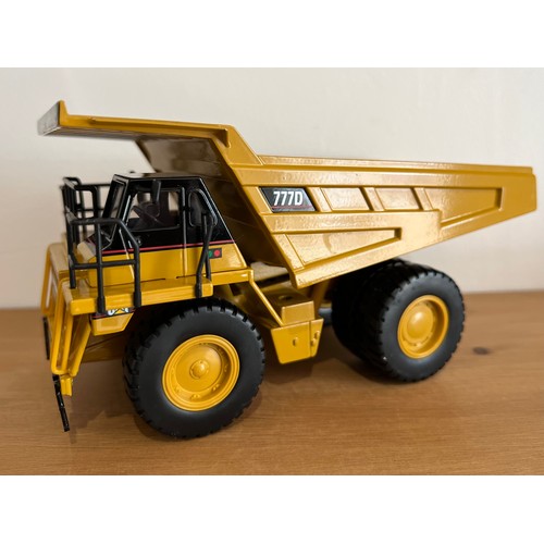 6 - NORSCOT CAT 777D OFF HIGHWAY TRUCK 55104,
DIE CAST, 1:50,
BOXED, GREAT CONDTION