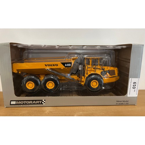 19 - MOTORART VOLVO A40D ARTICULATED DUMP TRUCK, REF:10267,
DIE CAST, 1:50, 
BOXED, GREAT CONDITION