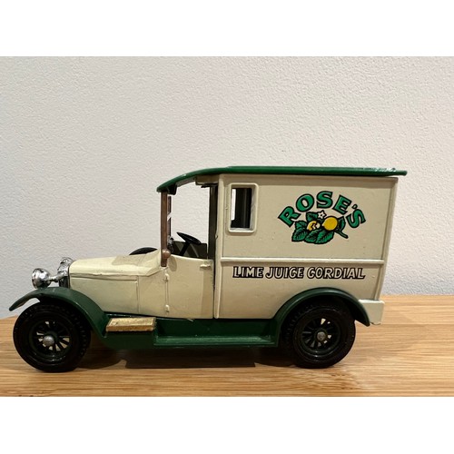 30 - 3 X MATCHBOX MODELS OF YESTERYEAR,
1 X Y-5 1927 TALBOT VAN ADVERTISING ROSES LIME CORDIAL (1:47).
1 ... 