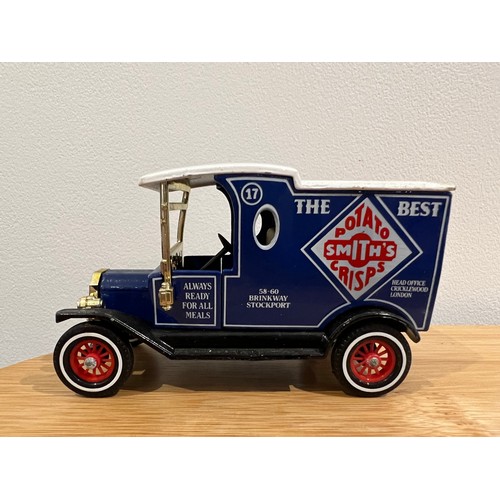 30 - 3 X MATCHBOX MODELS OF YESTERYEAR,
1 X Y-5 1927 TALBOT VAN ADVERTISING ROSES LIME CORDIAL (1:47).
1 ... 