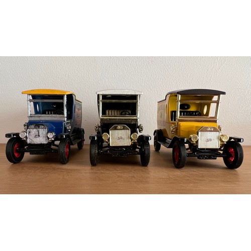 18 - 3 X MATCHBOX MODELS OF YESTERYEAR,
1912 FORD MODEL T,
ADVERTISING CAPTAIN MORGANS RUM / COLMAN'S MUS... 