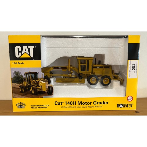 31 - NORSCOT CAT 140H MOTOR GRADER, 55030 DIE CAST, 1:50, BOXED, GREAT CONDITION