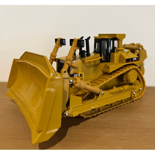 34 - NORSCOT CAT D11R TRACK-TYPE TRACTOR, 55025, DIE CAST, 1:50, BOXED, GREAT CONDITION