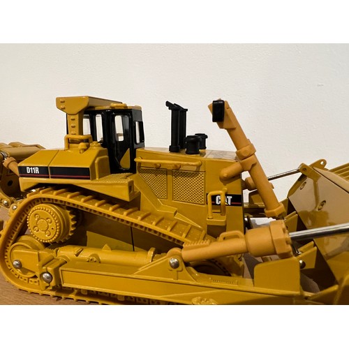 34 - NORSCOT CAT D11R TRACK-TYPE TRACTOR, 55025, DIE CAST, 1:50, BOXED, GREAT CONDITION