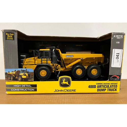 41 - ERTL, JOHN DEERE, 400D ARTICULATED DUMP TRUCK, REF:15701, DIE CAST, 1:50, BOXED, GREAT CONDITION