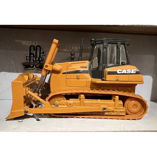 40 - ERTL CASE 1850K DOZER, REF 14306, DIE CAST, 1:50, BOXED, GREAT CONDITION