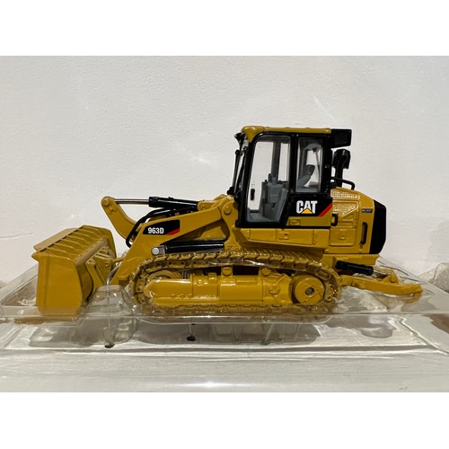 48 - NORSCOT CAT 963D TRACK LOADER WITH METAL TRACKS, REF: 55194, DIE CAST, 1:50, BOXED, GREAT CONDITION