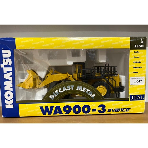 47 - KOMATSU WA900-3 WHEEL LOADER, REF:265, DIE CAST, 1:50, BOXED, GREAT CONDITION