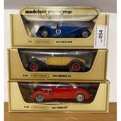 54 - 3 X MATCHBOX MODELS OF YESTERYEAR, 1 X Y-3 1934 RILEY MPH 1:35, 1 X Y-19 1935 AUBURN 851 1:42, 1 X Y... 