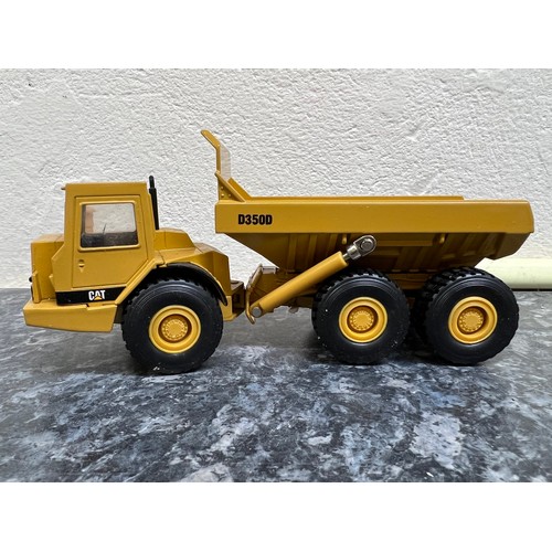 60 - ERTL MIGHTY MOVERS REPLICA, CATERPILLAR D350D ARTICULATED DUMP TRUCK, 1:50, REF:2431, DIE CAST, BOXE... 