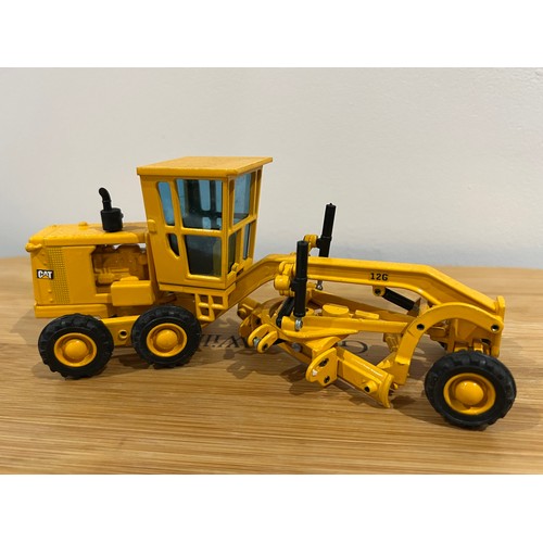 94 - JOAL CATERPILLAR CAT 12G MOTOR GRADER, REF:217, 1:50, DIE CAST, BOXED, GREAT CONDITION