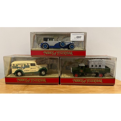 97 - 3 X MATCHBOX MODELS OF YESTERYEAR, 1 X Y4 1930 DUESENBERG MODEL 'J' 1:43, 1 X Y12-C GMC VAN (BAXTERS... 