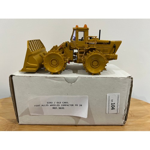 104 - SIKU / OLD CARS, FIAT ALLIS WHEELED COMPACTOR FR 20B, REF:3631, 1:50, MADE IN ITALY, DIE CAST, BOXED... 