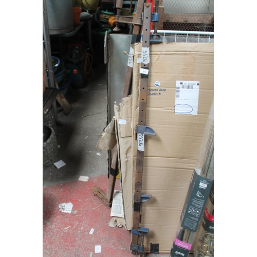 PAIR OF RECORD SASH CLAMPS APPROX 4FT