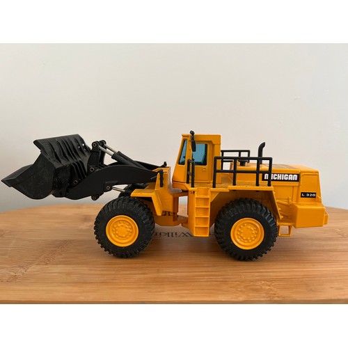 107 - JOAL COMPACT MICHIGAN L320 LOADER, REF:239, 1:50, DIE CAST, BOXED, GREAT CONDITION