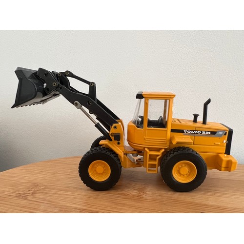 119 - JOAL COMPACT VOLVO BM LOADER  L70C, REF:181, 1:50, DIE CAST, BOXED, GOOD CONDITION