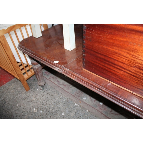 VICTORIAN WIND-OUT TABLE (NO CENTRE LEAVES AND NO WINDER)