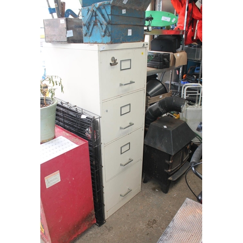 4 - LARGE 4 DRAW METAL FILLING CABINET WITH SUSPENSION FILES