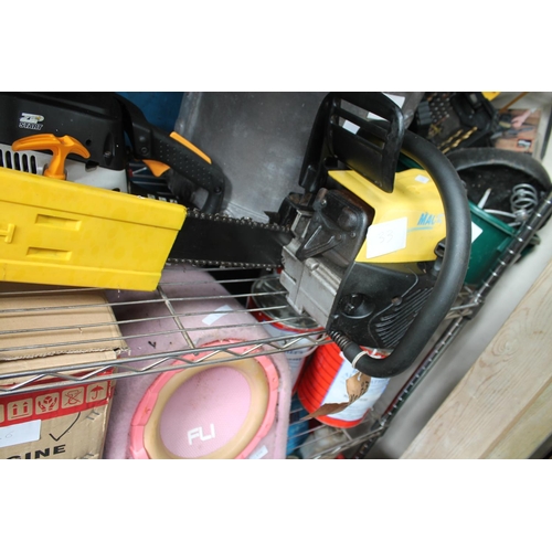 33 - MCCULLOCH MAC538 PETROL CHAINSAW (STARTS, RUNS AND OILS) GOOD WORKING ORDER
