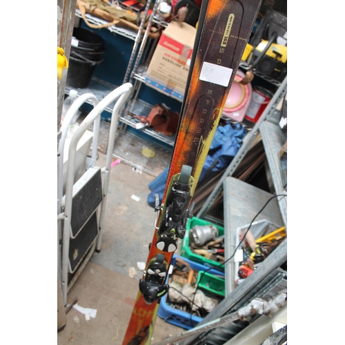 58 - SPACEFORM 165 -  PAIR OF SKIS