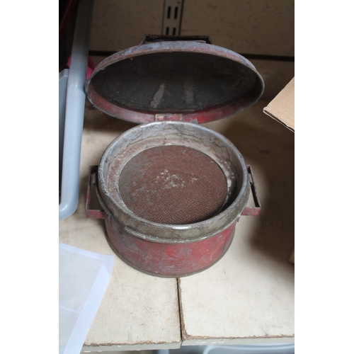 Lot 80        