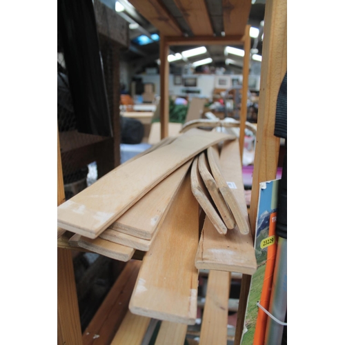 138 - SELECTION OF REPLACMENT BED SLATS