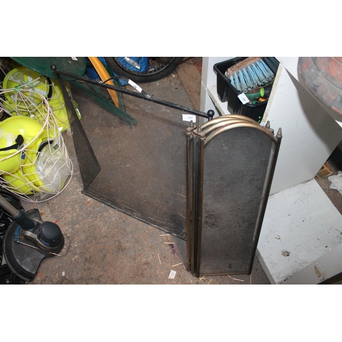 187 - 1 X FOLDING FIRESCREEN AND 1 X FIRE GUARD