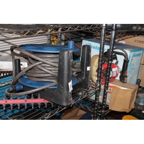 19 - GARDEN HOSE ON REEL