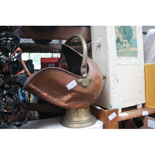 228 - COPPER COAL SCUTTLE