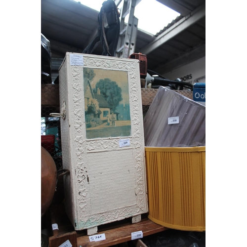 229 - SHABBY CHIC STYLE METAL EMBOSSED WOODEN STICK STAND