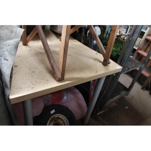 173 - SQUARE METAL LEGGED TABLE - IDEAL FOR GARAGE