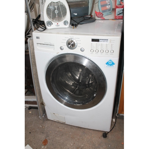 818 - OVER SIZED 10KG LG WASHING MACHINE