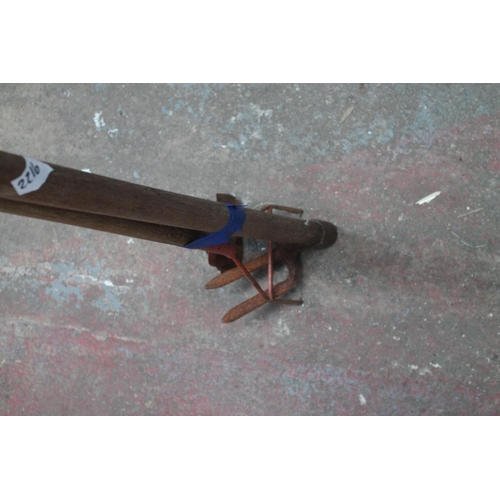 178 - GARDEN TOOLS. HOES ETC