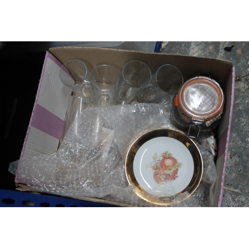 313 - MIXED BOX INC KILNER JAR AND GOLD RIM FRUIT PLATES